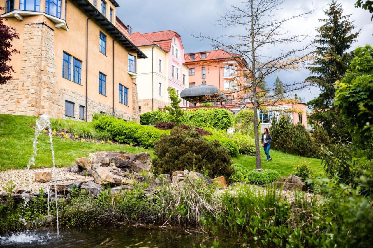 Luxury Spa & Wellness Vila Valaska Luhačovice Zewnętrze zdjęcie