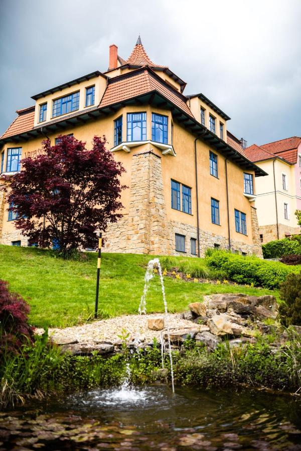 Luxury Spa & Wellness Vila Valaska Luhačovice Zewnętrze zdjęcie